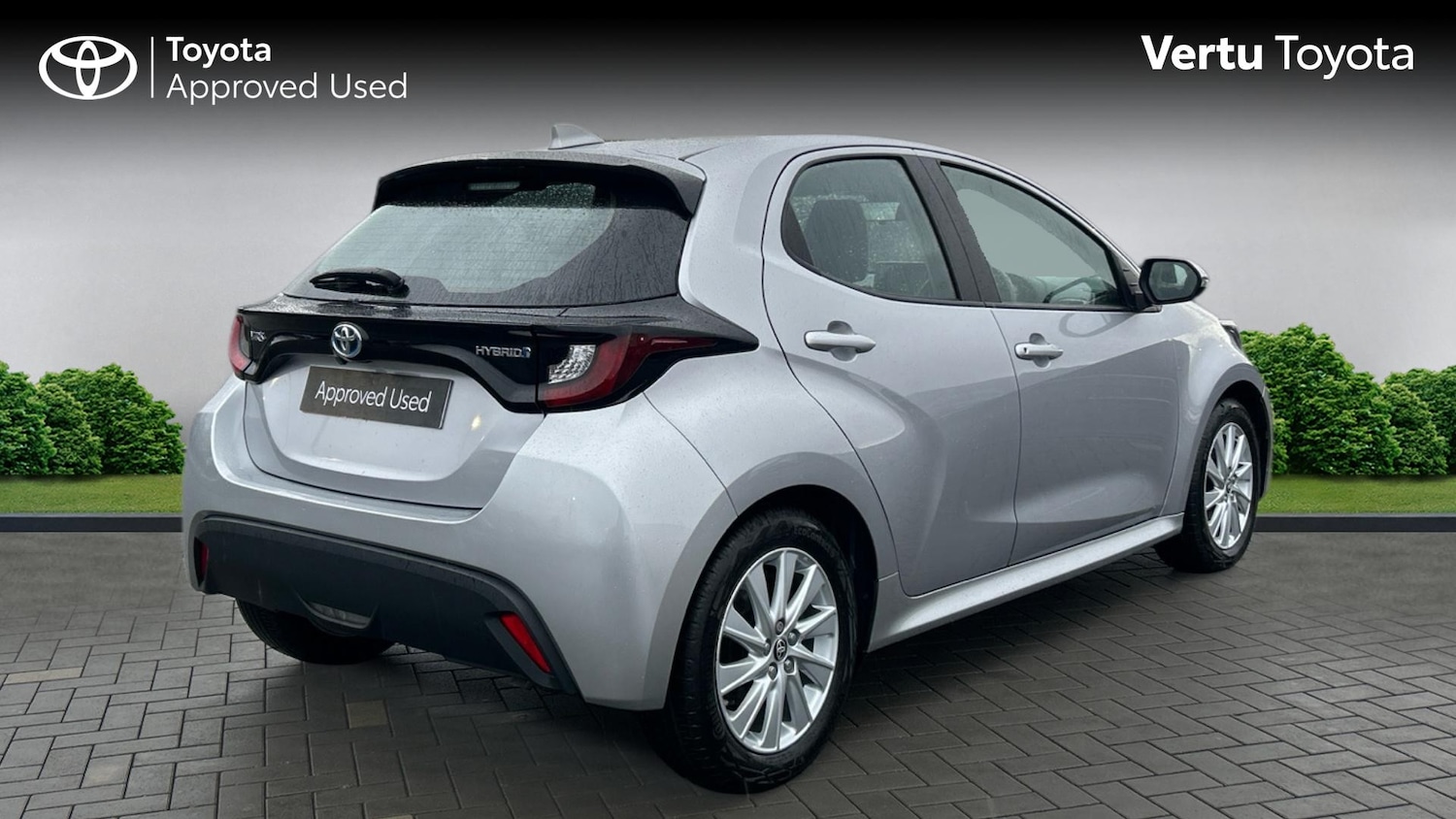 Used Toyota Yaris 2021 for sale - 77906260: Photo 2