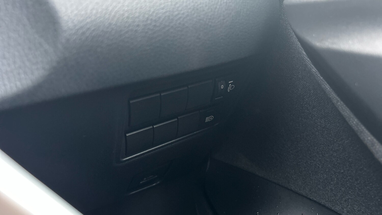 Used Toyota Yaris 2021 for sale - 77906260: Photo 29