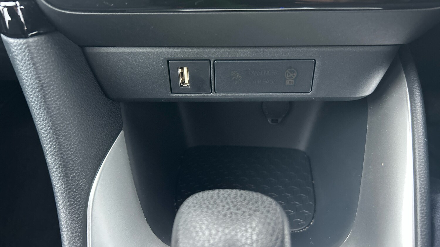 Used Toyota Yaris 2021 for sale - 77906260: Photo 32