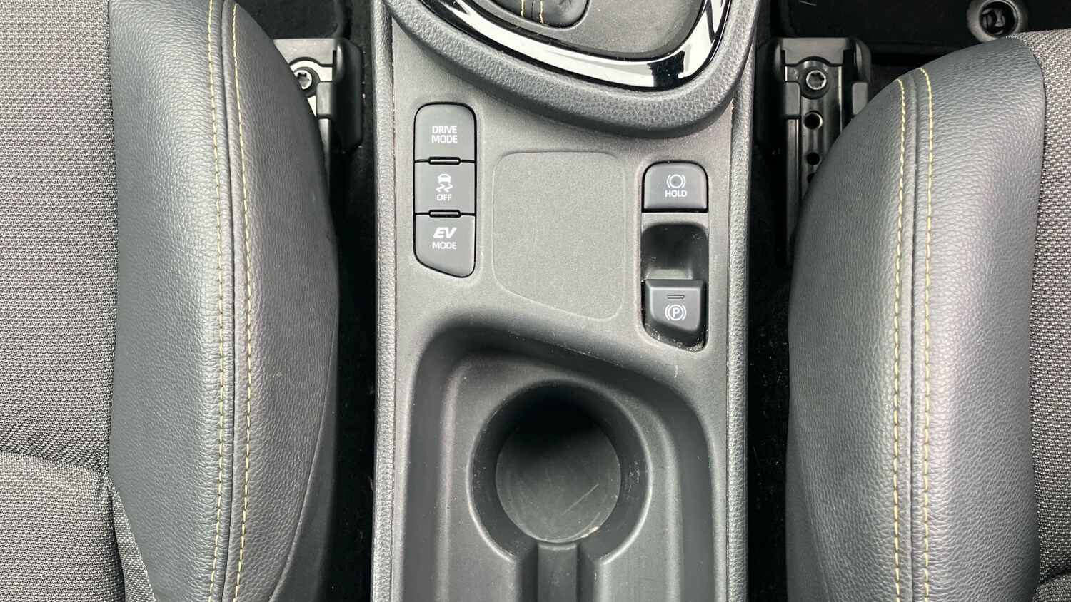 Used Toyota Yaris Cross 2022 for sale - 76252591: Photo 27