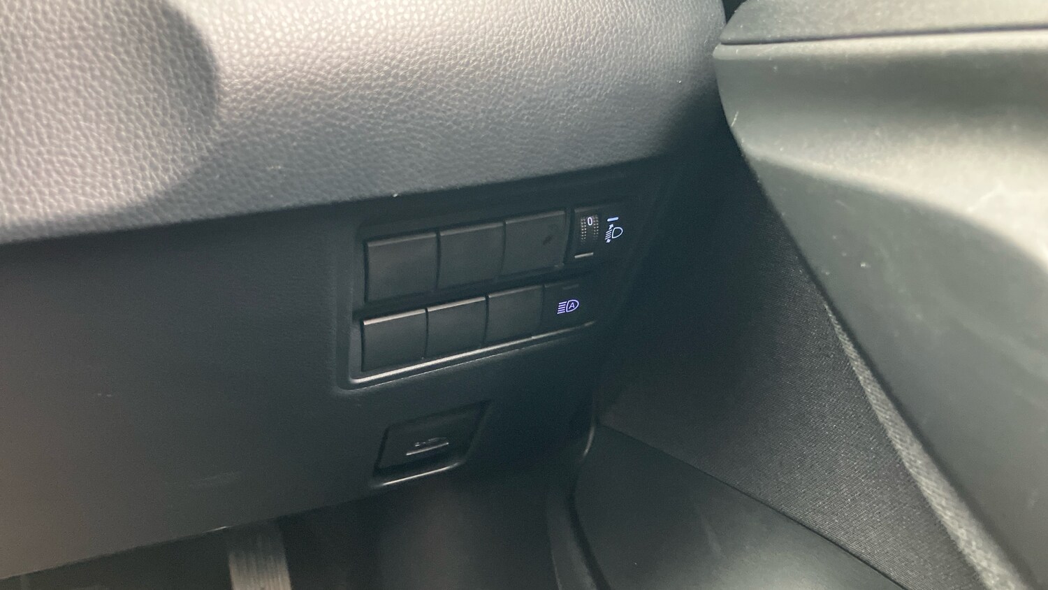 Used Toyota Yaris Cross 2022 for sale - 76252591: Photo 33