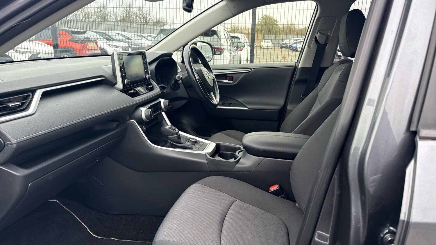 Used Toyota RAV4 2019 for sale - 78027076: Photo 10