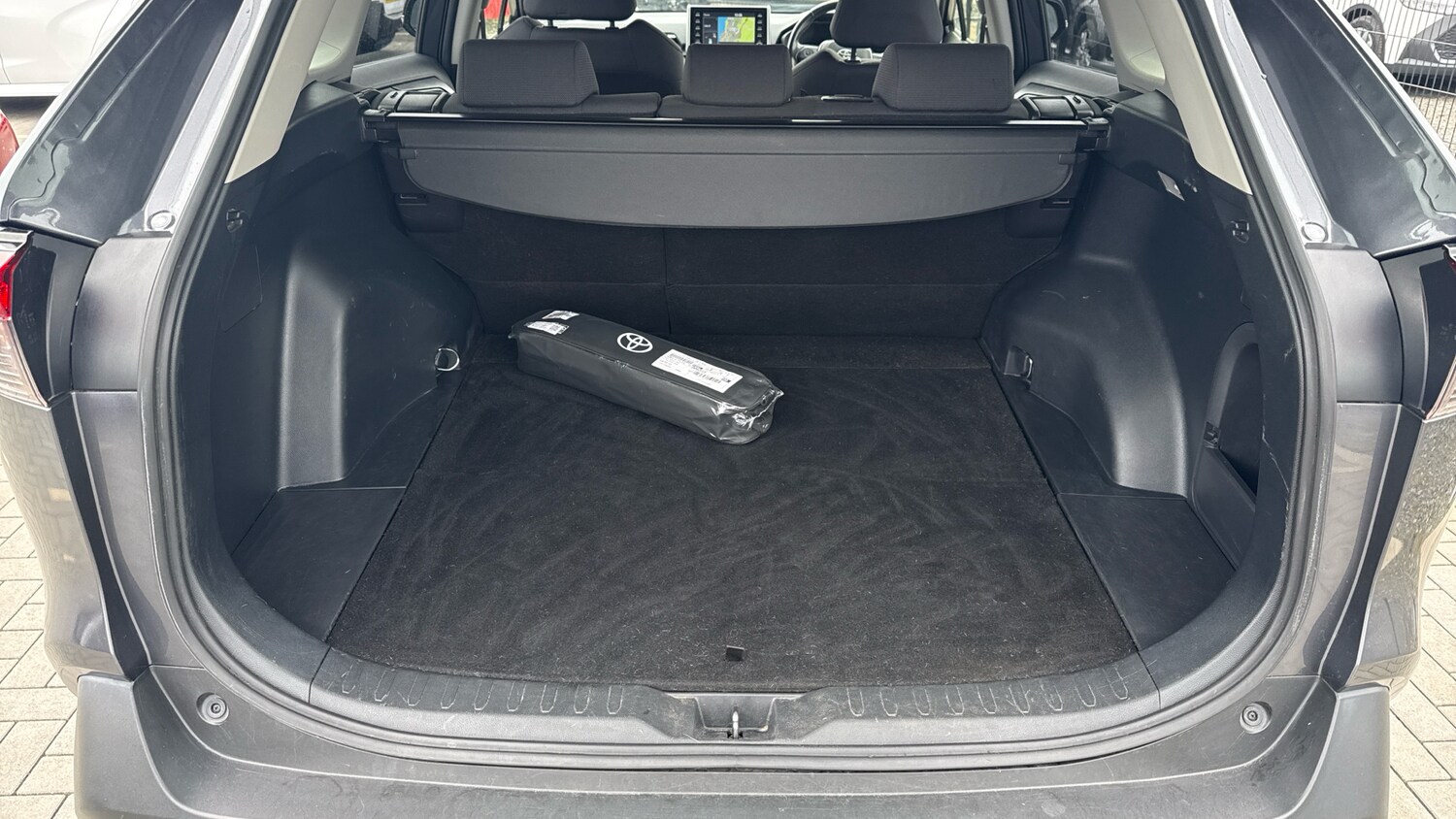 Used Toyota RAV4 2019 for sale - 78027076: Photo 14