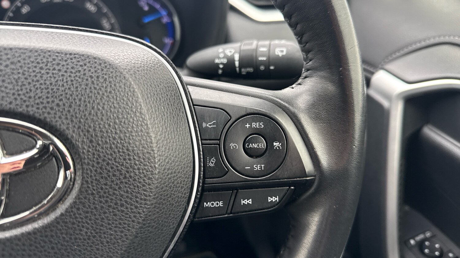 Used Toyota RAV4 2019 for sale - 78027076: Photo 28