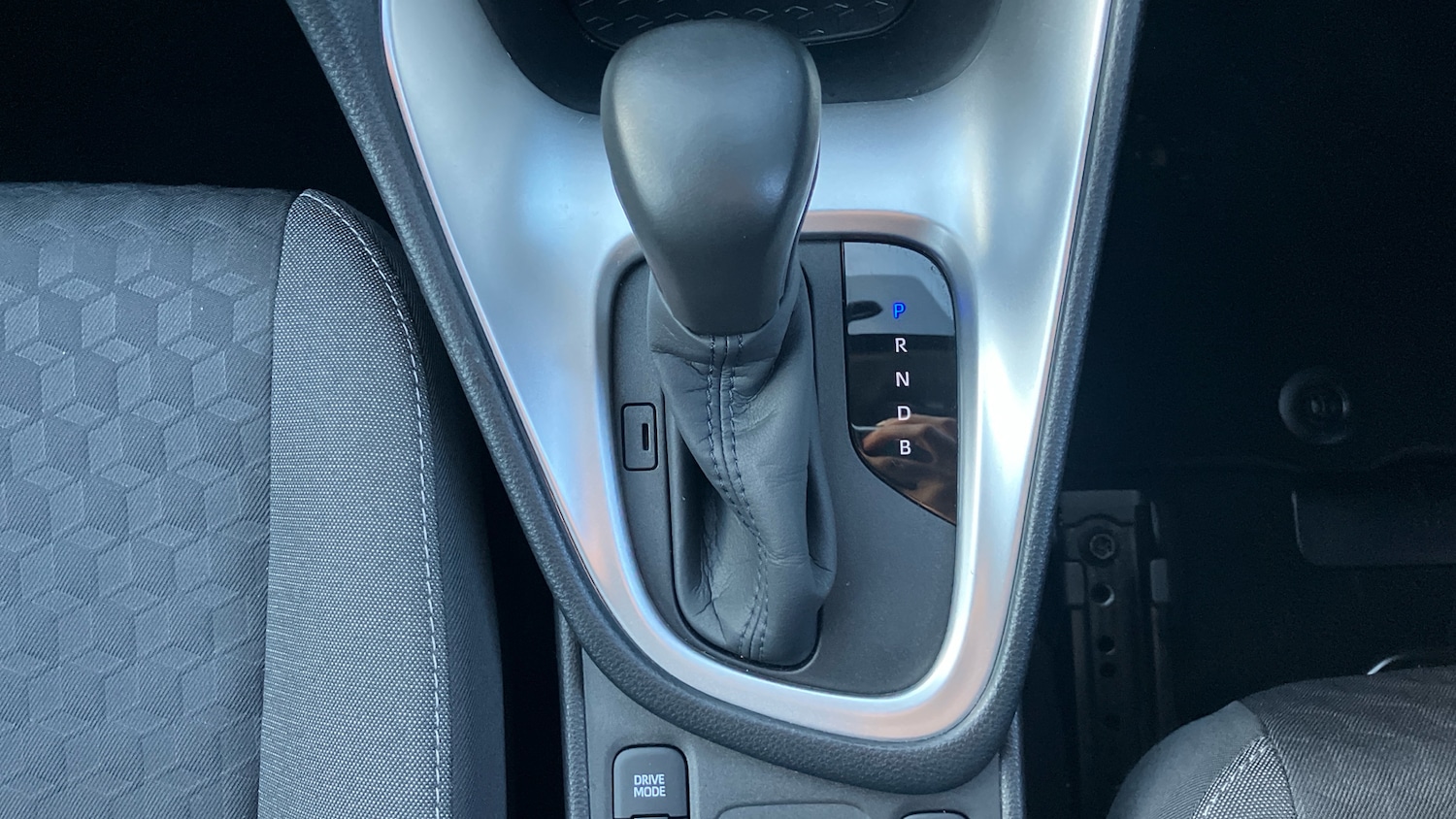 Used Toyota Yaris 2020 for sale - 76787041: Photo 28