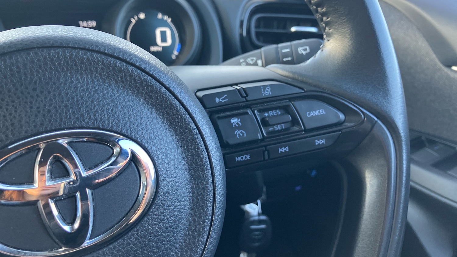 Used Toyota Yaris 2020 for sale - 76787041: Photo 31