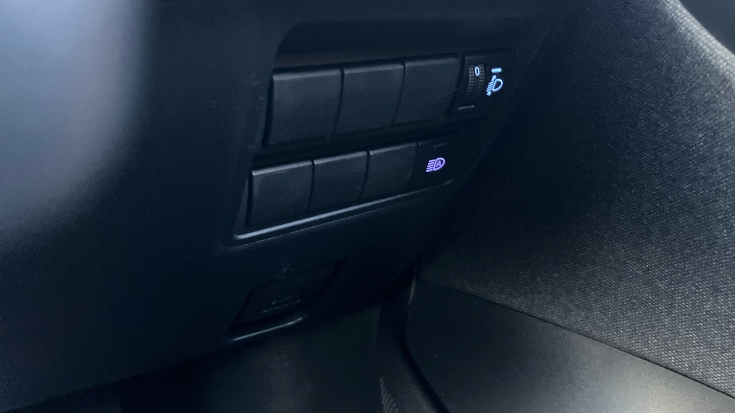 Used Toyota Yaris 2020 for sale - 76787041: Photo 34