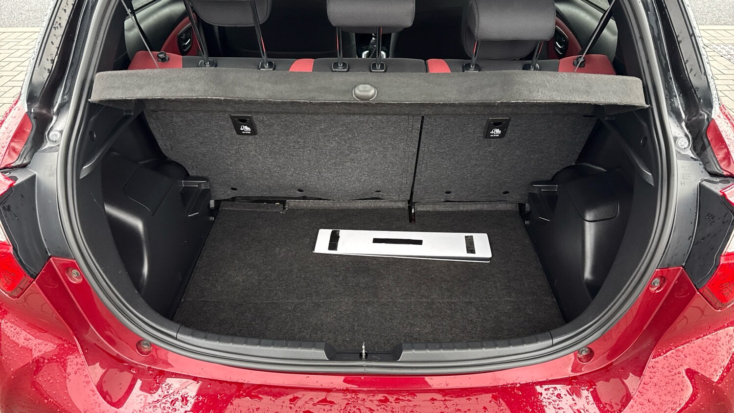 Used Toyota Yaris 2017 for sale - 77847615: Photo 14