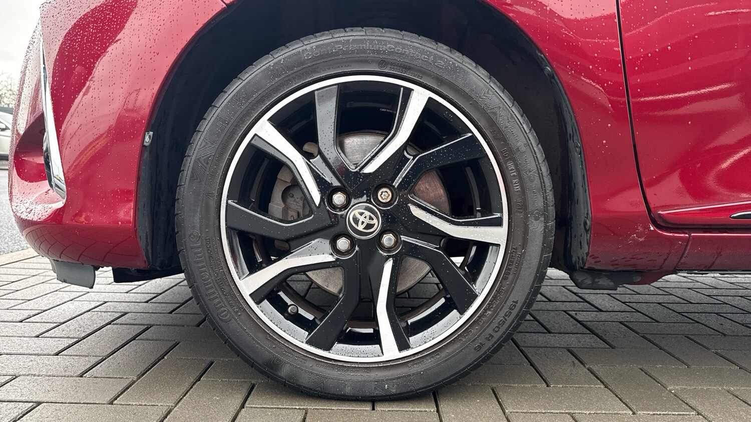 Used Toyota Yaris 2017 for sale - 77847615: Photo 18