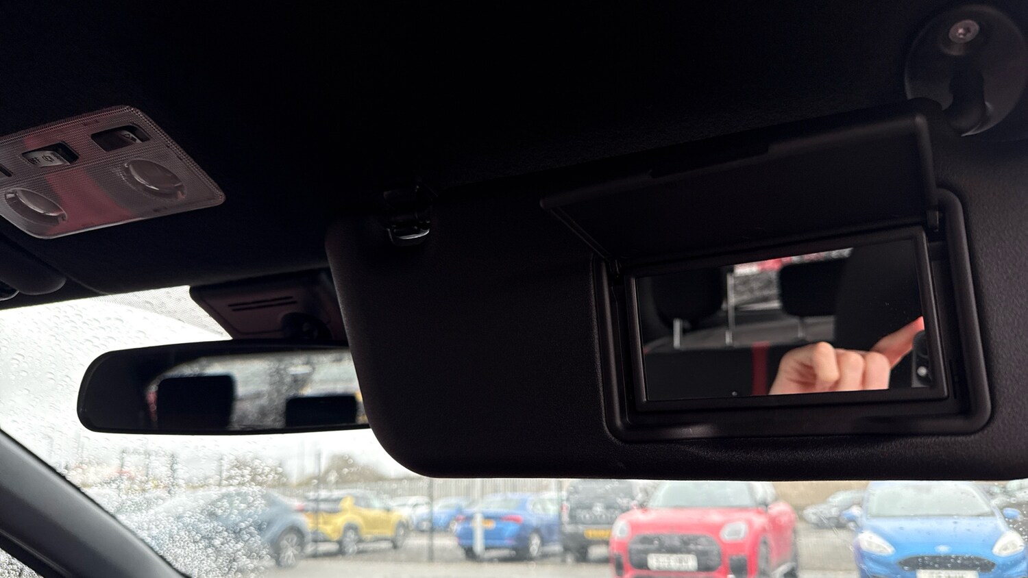 Used Toyota Yaris 2017 for sale - 77847615: Photo 26