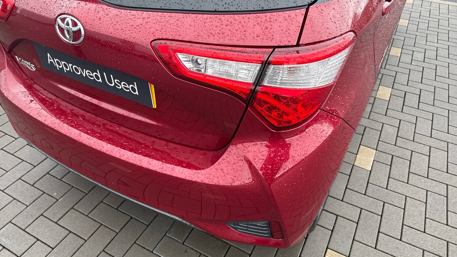 Used Toyota Yaris 2017 for sale - 77847615: Photo 37