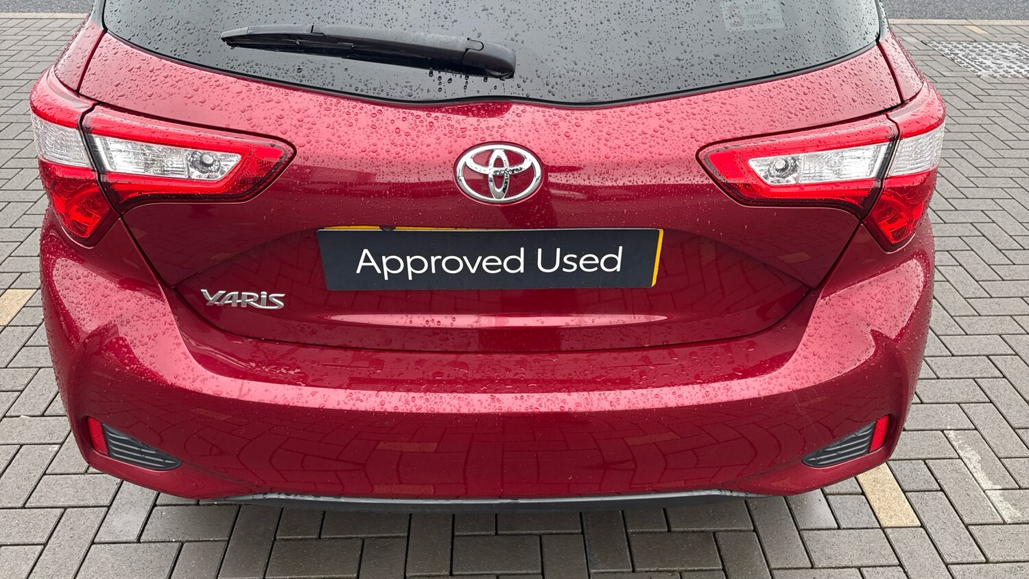 Used Toyota Yaris 2017 for sale - 77847615: Photo 38