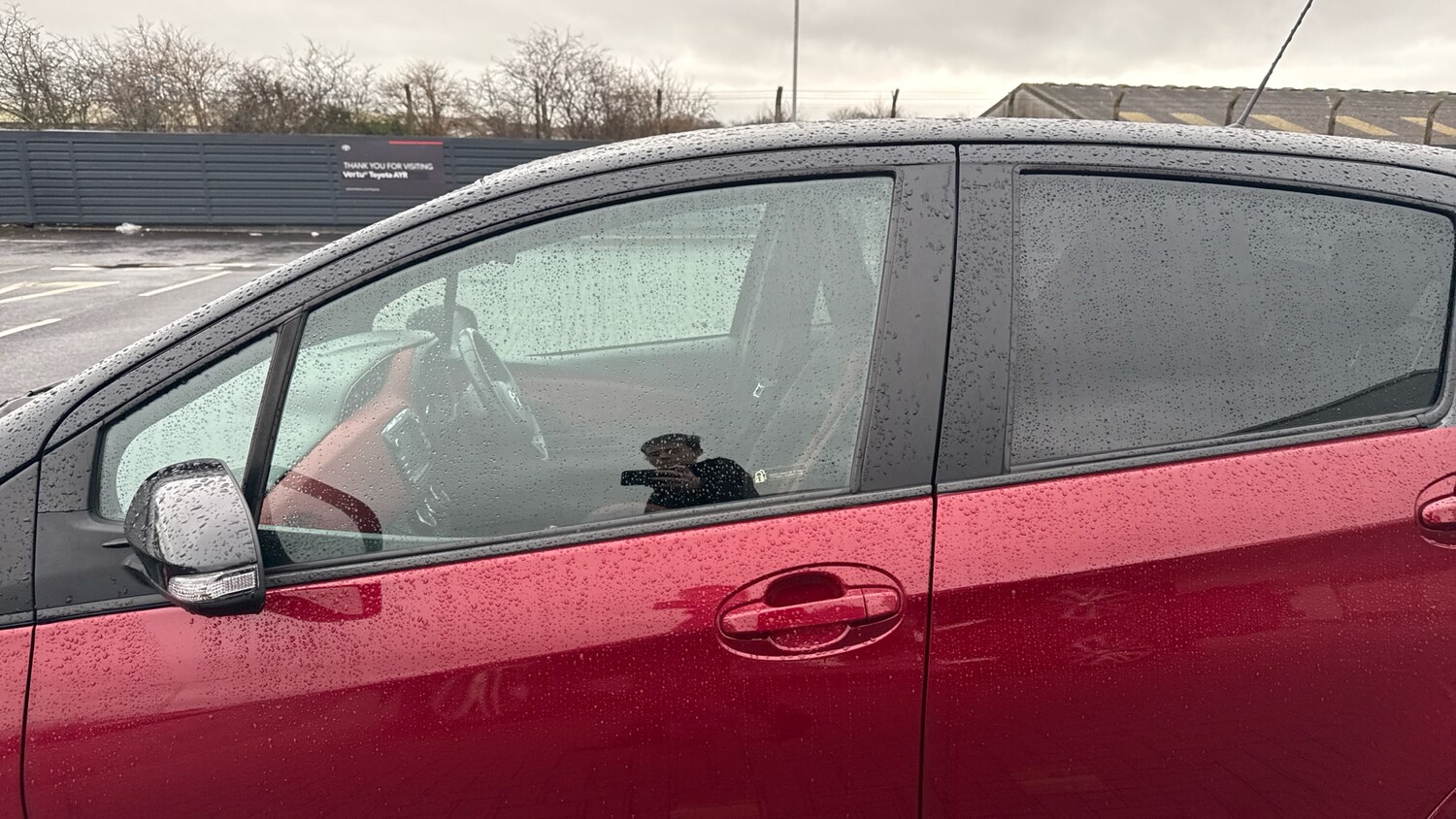 Used Toyota Yaris 2017 for sale - 77847615: Photo 42