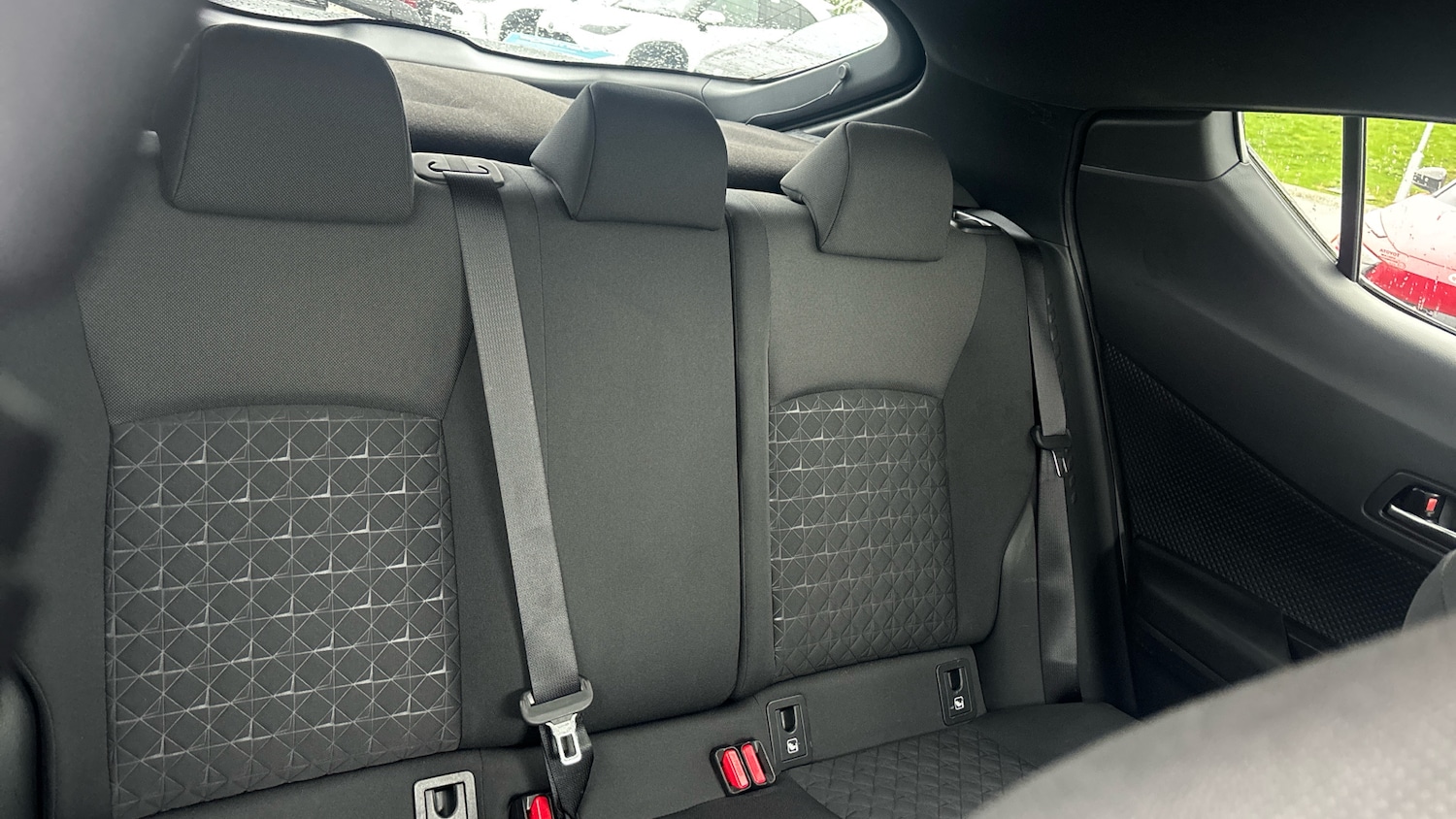 Used Toyota C-HR 2020 for sale - 76159870: Photo 24