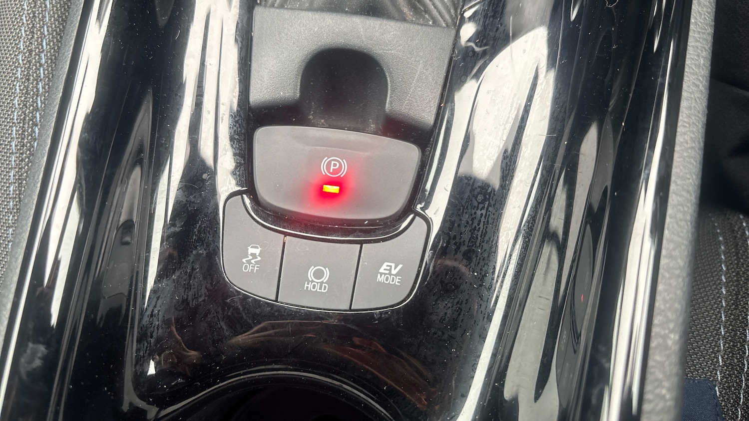 Used Toyota C-HR 2020 for sale - 76159870: Photo 48