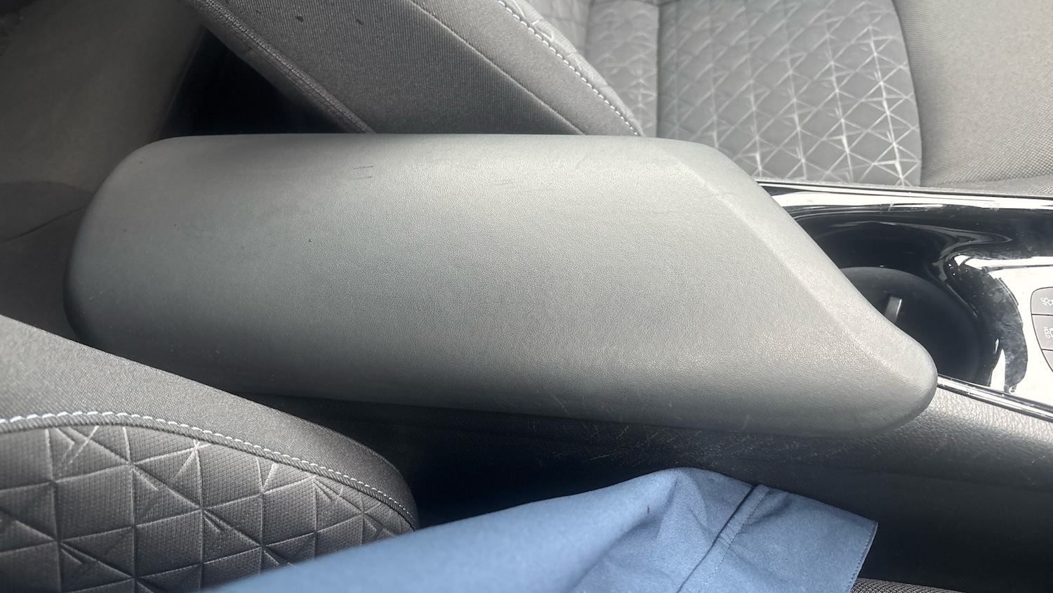 Used Toyota C-HR 2020 for sale - 76159870: Photo 50