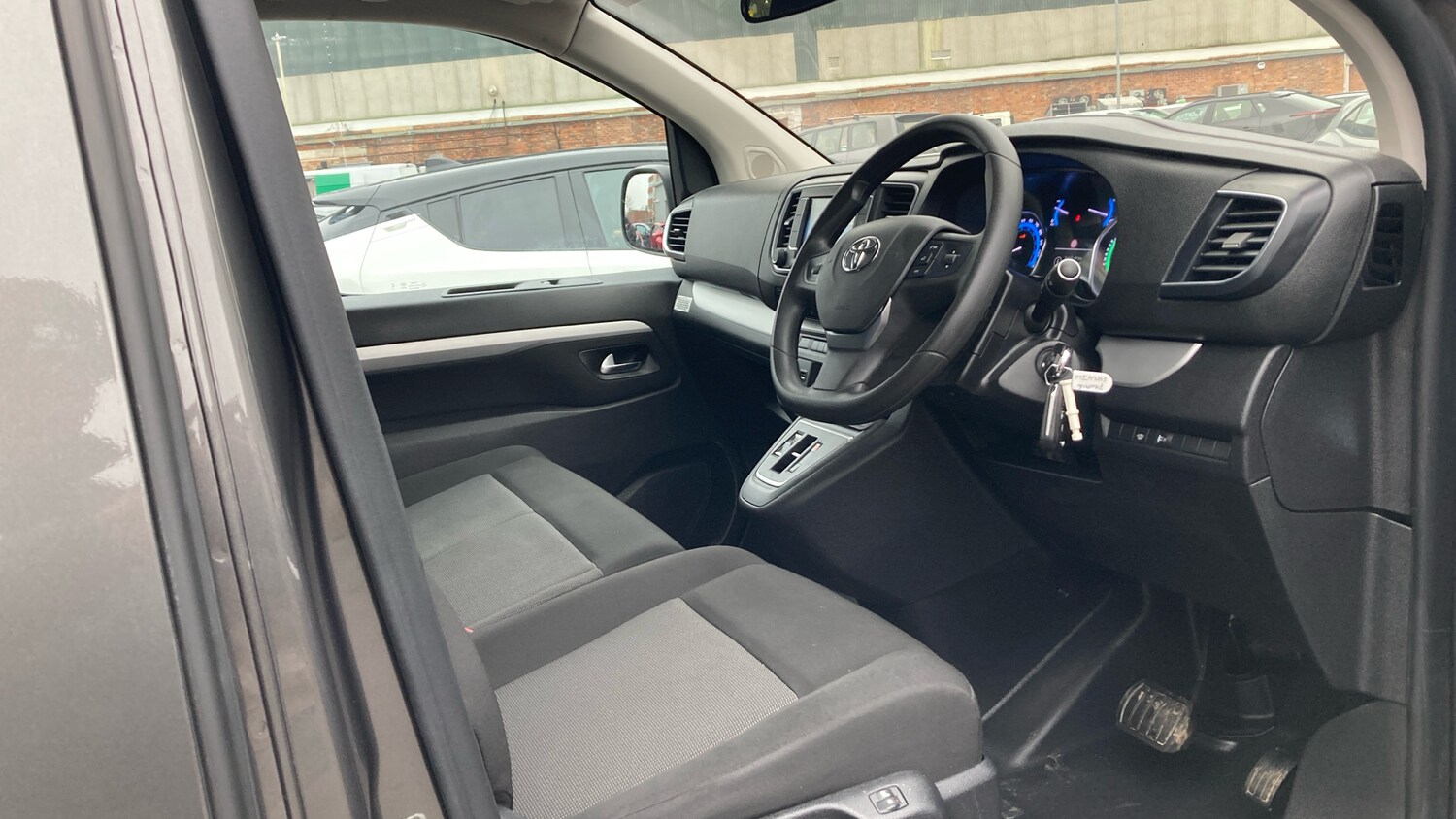 Used Toyota PROACE CITY Verso 2024 for sale - 78039157: Photo 11