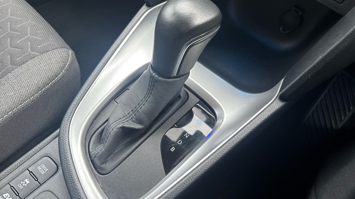 Used Toyota Yaris Cross 2021 for sale - 76542781: Photo 47