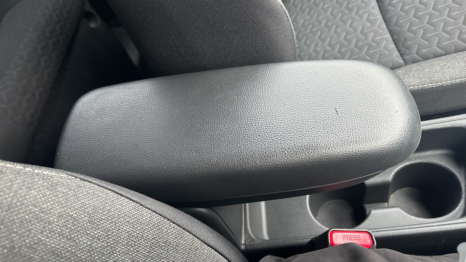 Used Toyota Yaris Cross 2021 for sale - 76542781: Photo 49