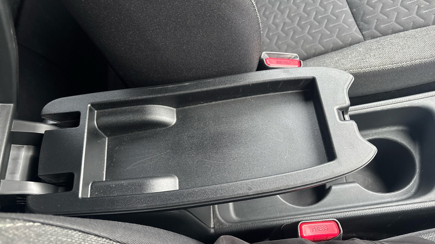 Used Toyota Yaris Cross 2021 for sale - 76542781: Photo 50