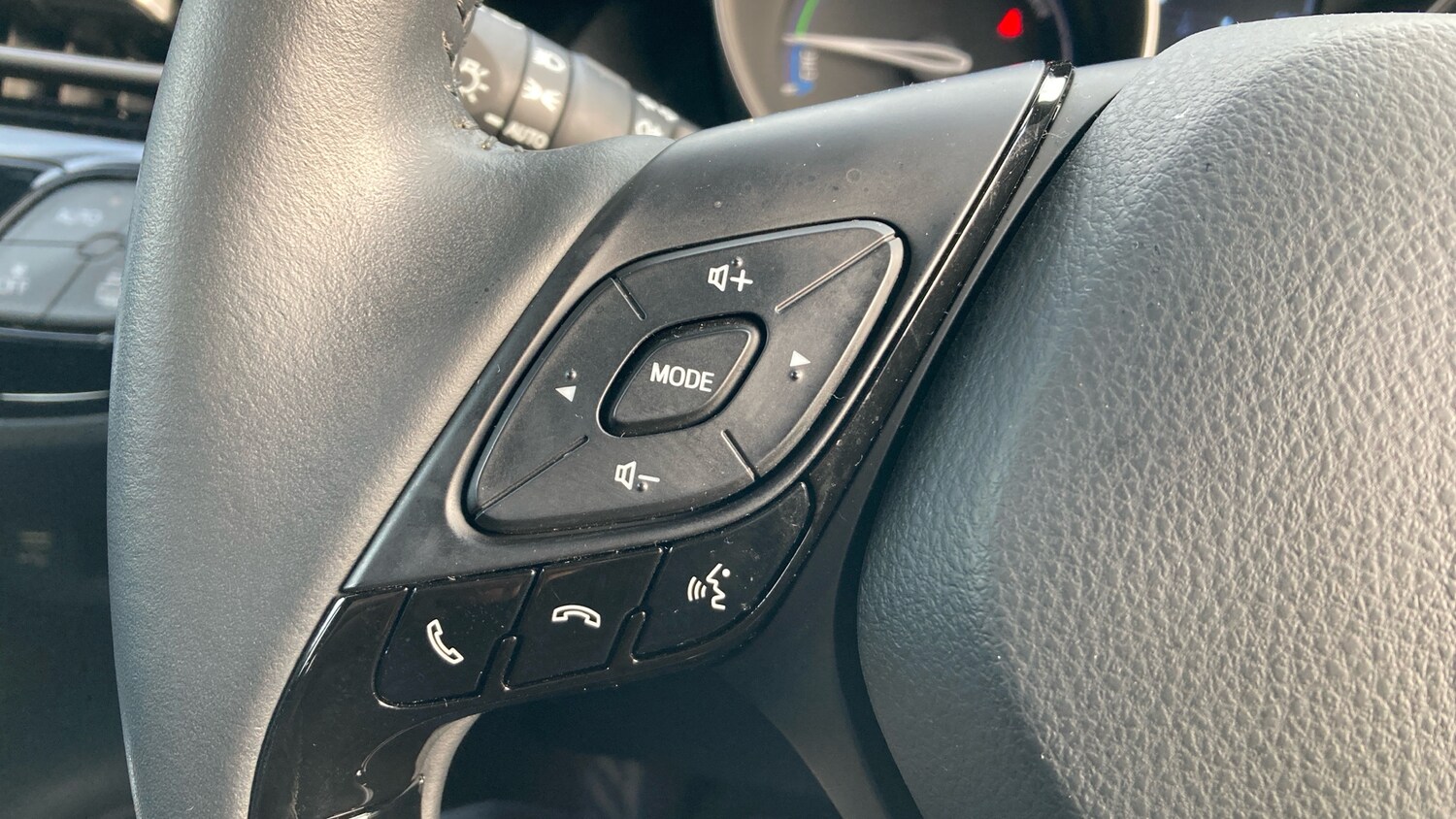 Used Toyota C-HR 2022 for sale - 77662458: Photo 36