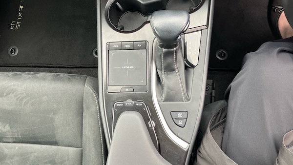 Used Lexus UX 2022 for sale - 75979045: Photo 28