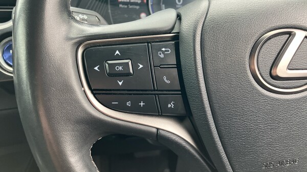 Used Lexus UX 2022 for sale - 75979045: Photo 31