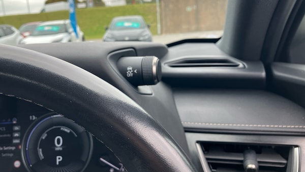 Used Lexus UX 2022 for sale - 75979045: Photo 40