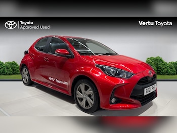 Used Toyota Yaris 2025 for sale - 76131124: Photo