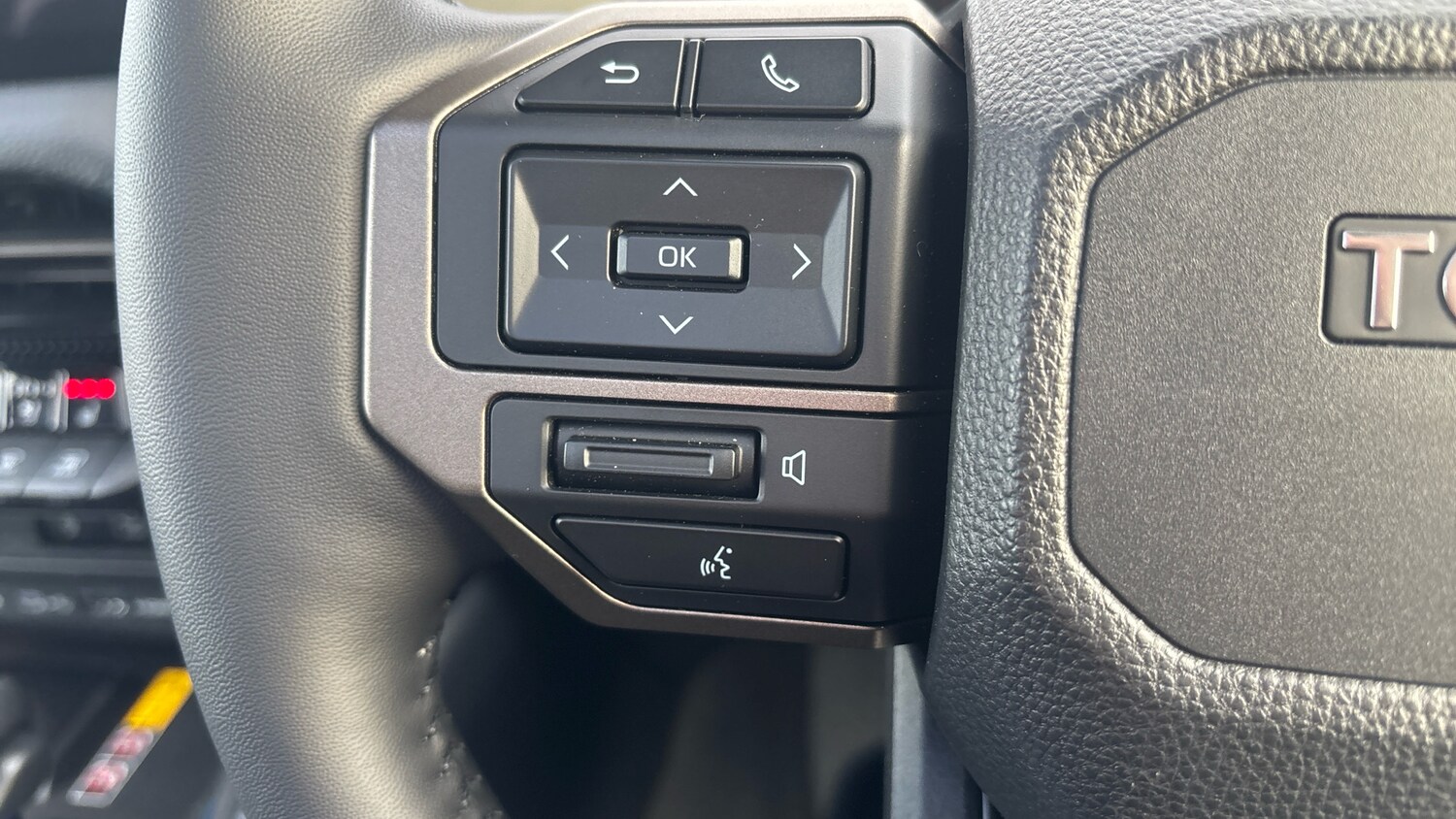 Used Toyota Land Cruiser 2025 for sale - 78150570: Photo 50