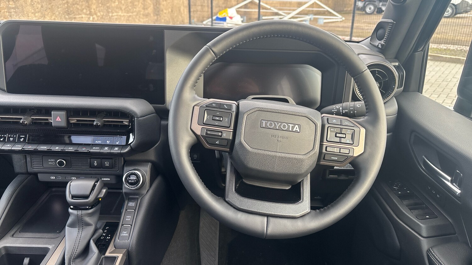 Used Toyota Land Cruiser 2025 for sale - 78150570: Photo 6