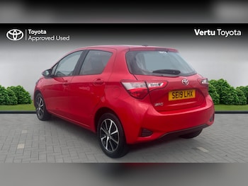 Used Toyota Yaris 2019 for sale - 79617322: Photo