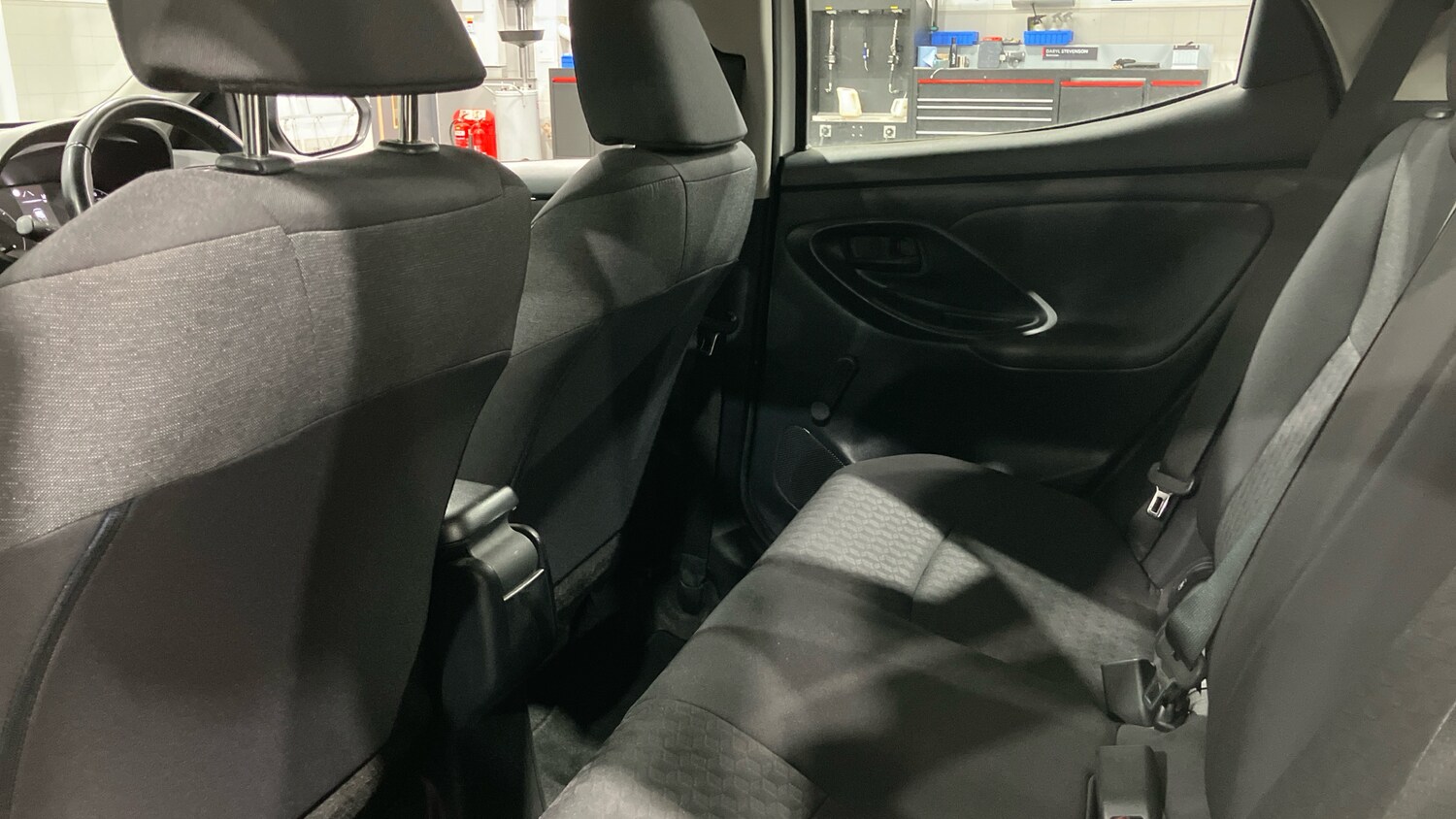 Used Toyota Yaris 2022 for sale - 76599854: Photo 13