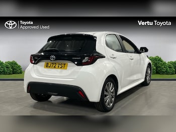 Used Toyota Yaris 2022 for sale - 76599854: Photo