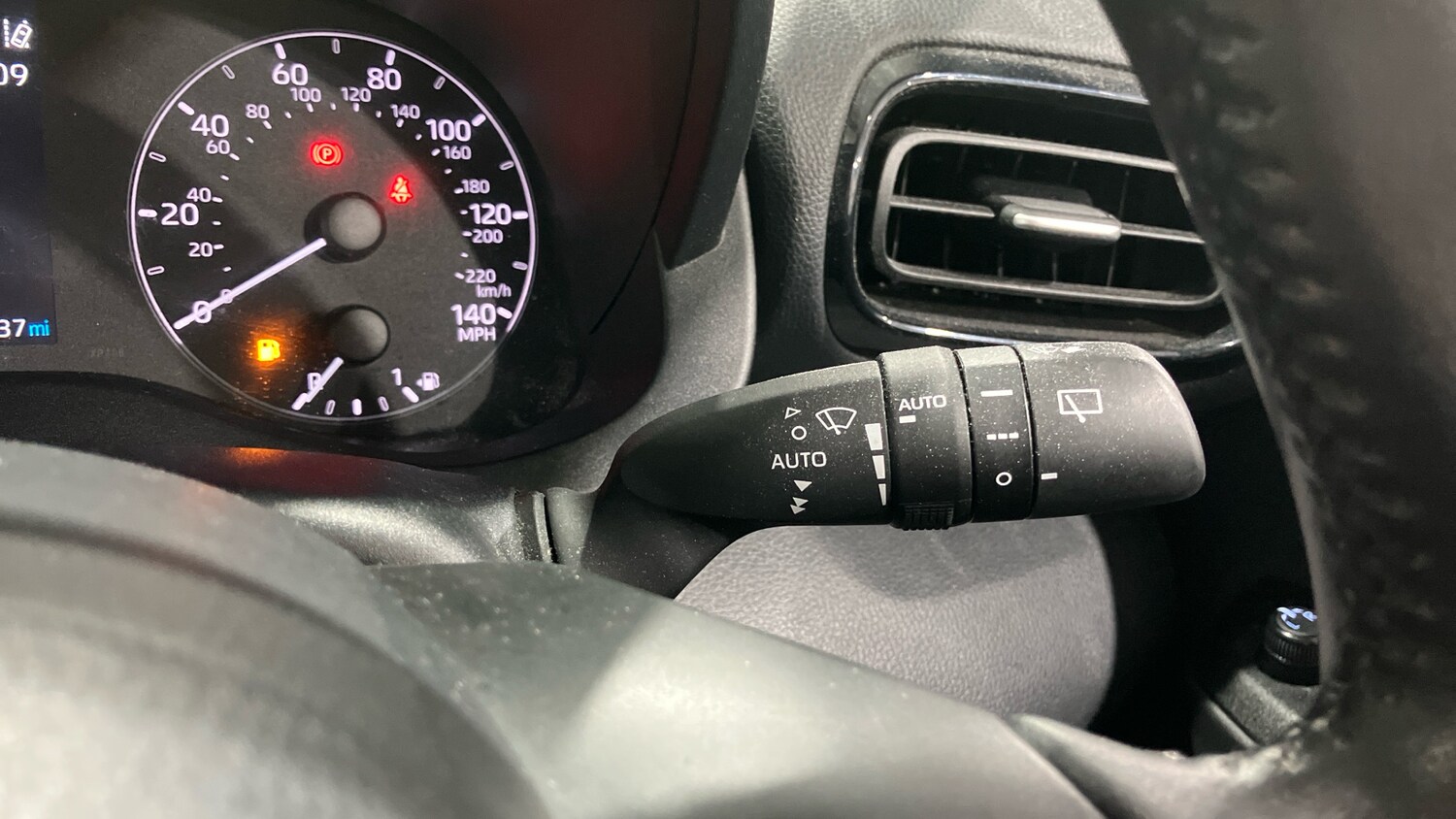 Used Toyota Yaris 2022 for sale - 76599854: Photo 32