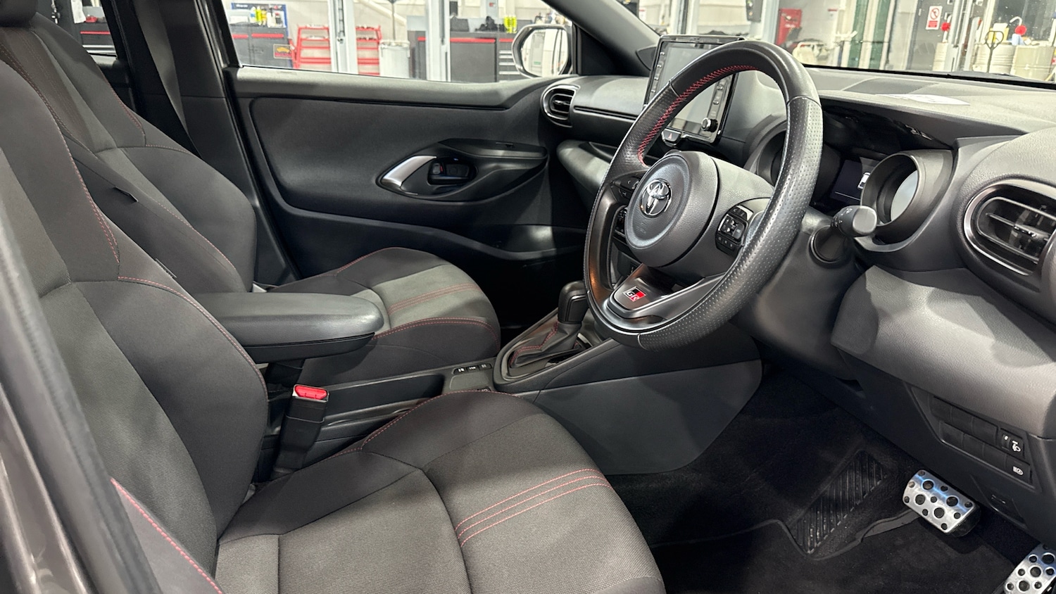 Used Toyota Yaris 2023 for sale - 76895176: Photo 11