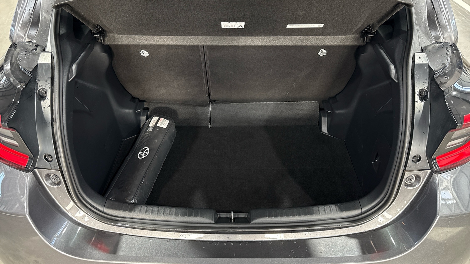 Used Toyota Yaris 2023 for sale - 76895176: Photo 14