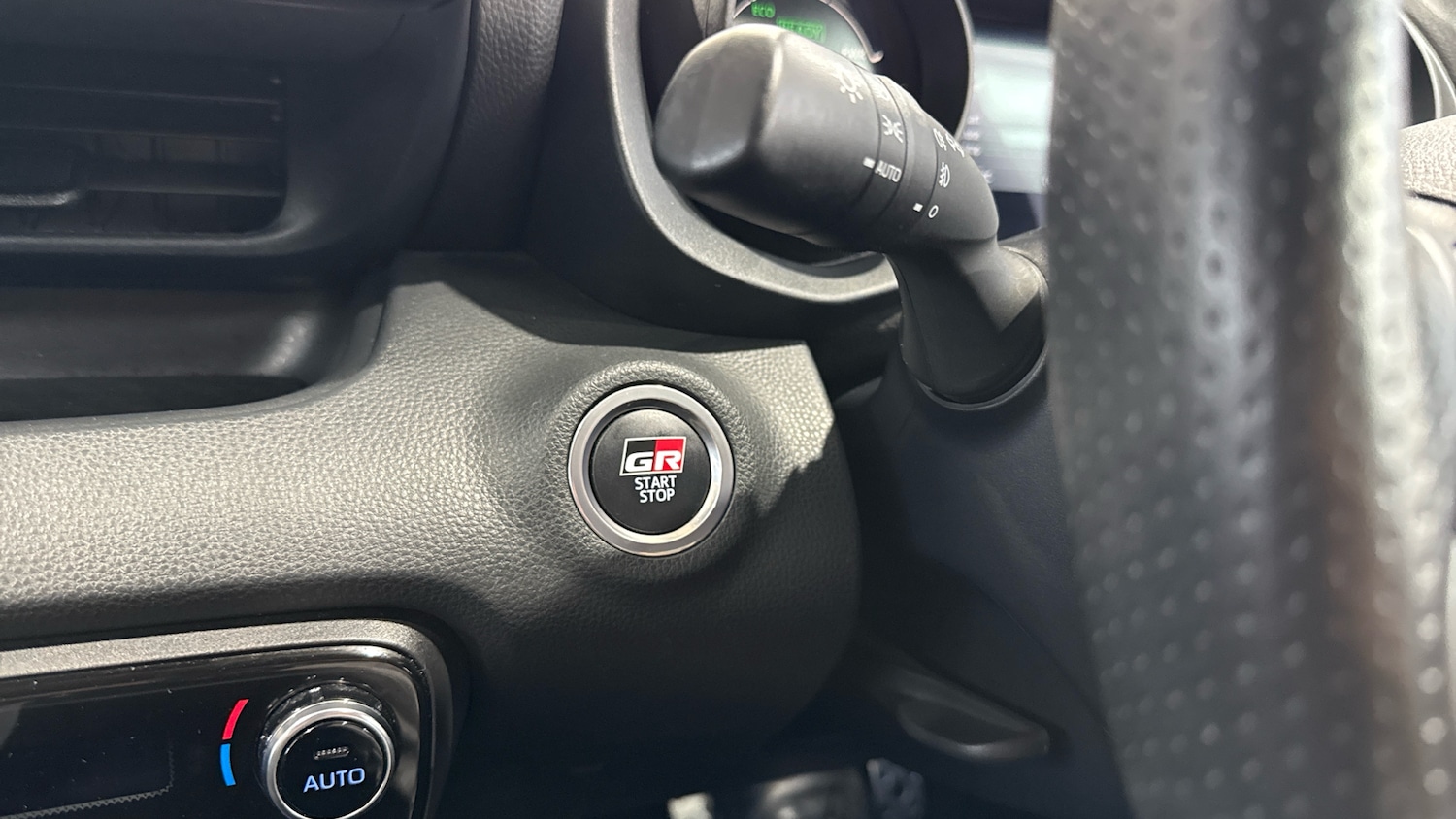 Used Toyota Yaris 2023 for sale - 76895176: Photo 33