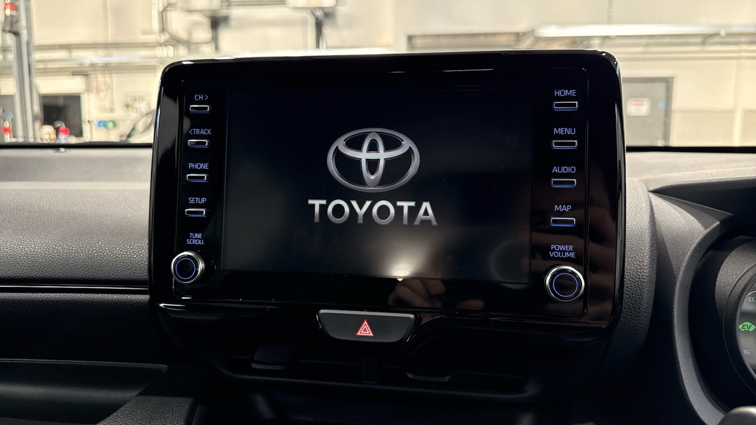 Used Toyota Yaris 2023 for sale - 76895176: Photo 7