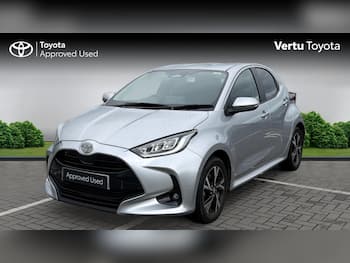Used Toyota Yaris 2024 for sale - 79785249: Photo