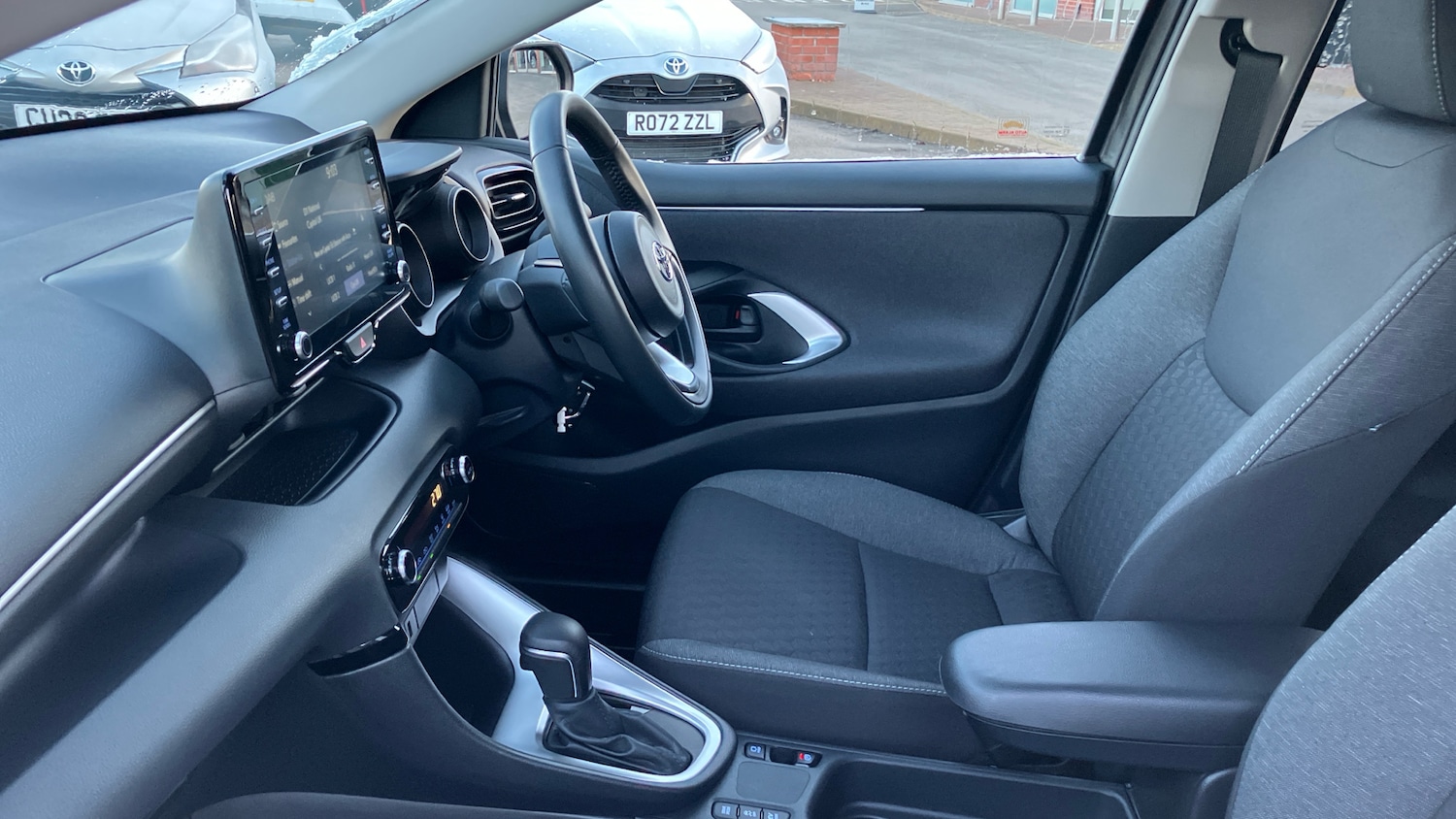 Used Toyota Yaris 2023 for sale - 77662437: Photo 10