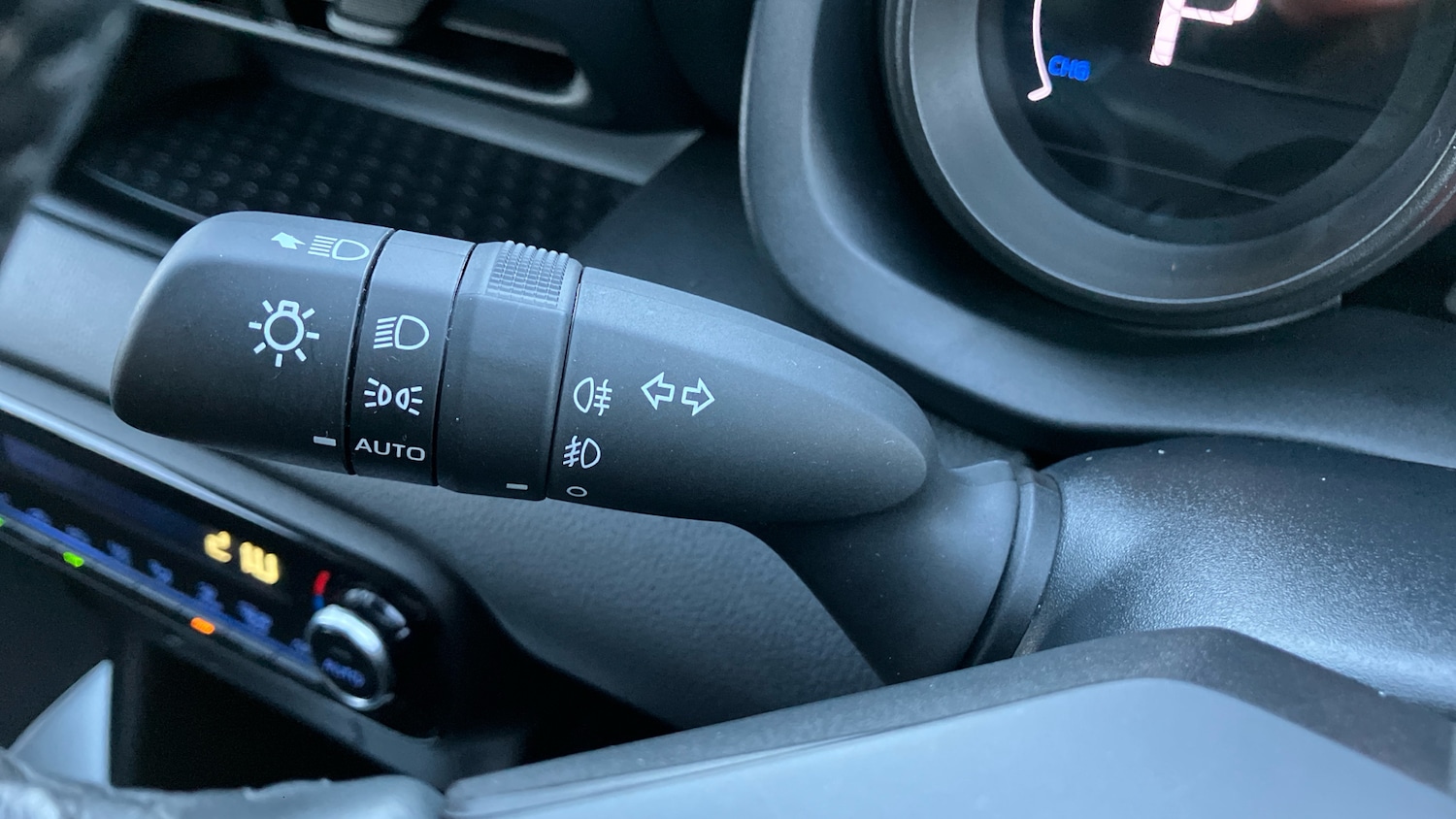 Used Toyota Yaris 2023 for sale - 77662437: Photo 38