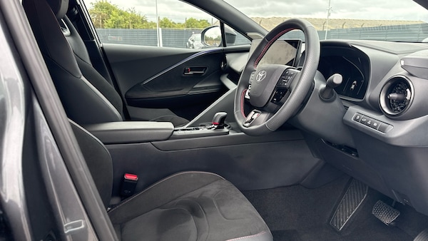 Used Toyota C-HR 2025 for sale - 75596030: Photo 11
