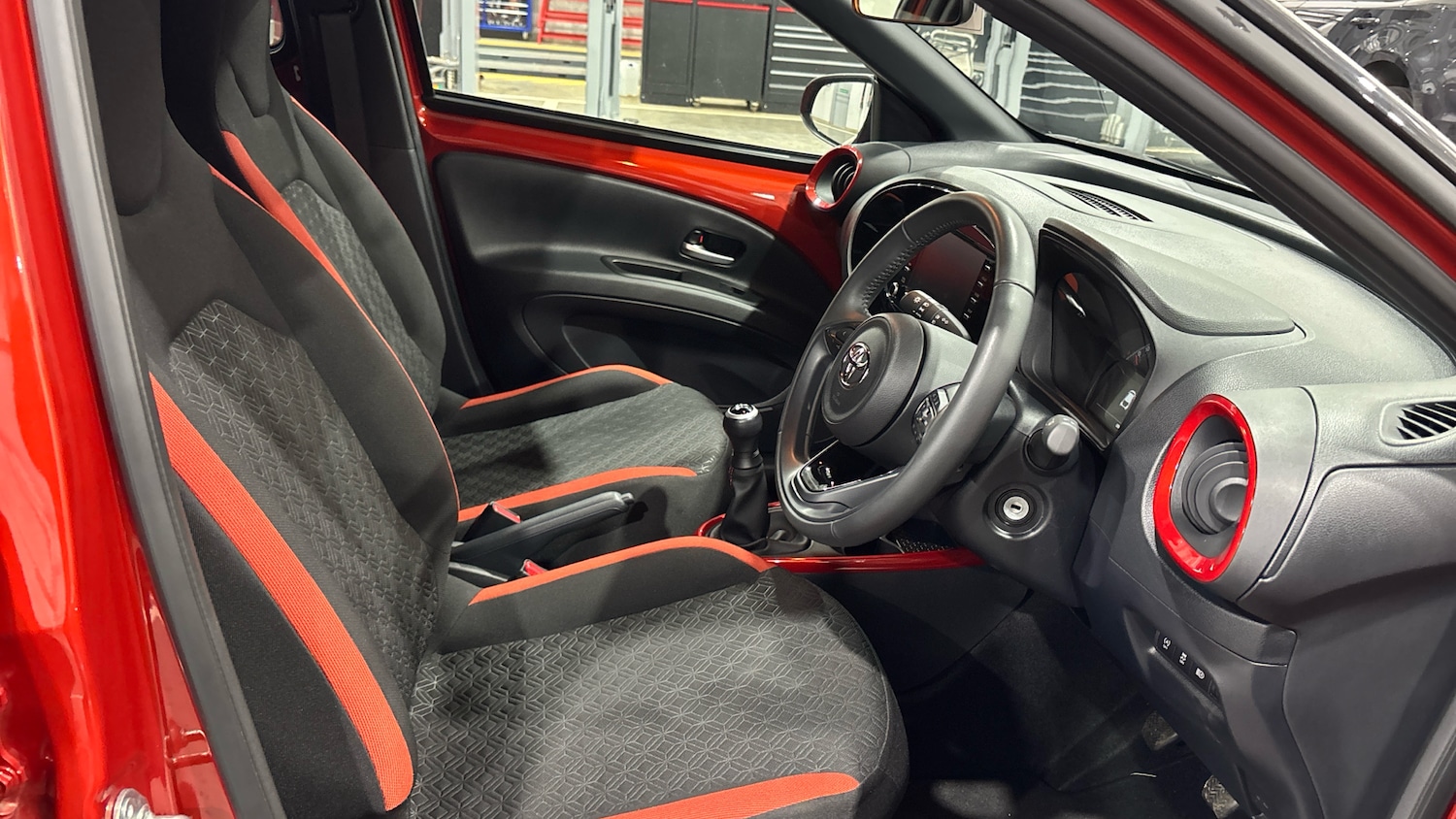 Used Toyota Aygo X 2023 for sale - 76643260: Photo 11