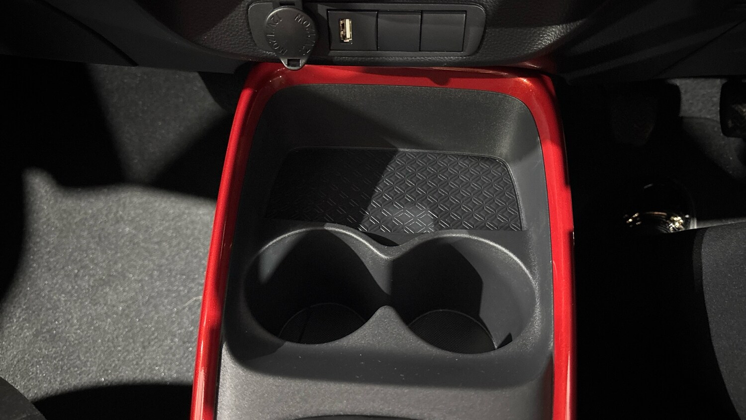 Used Toyota Aygo X 2023 for sale - 76643260: Photo 46