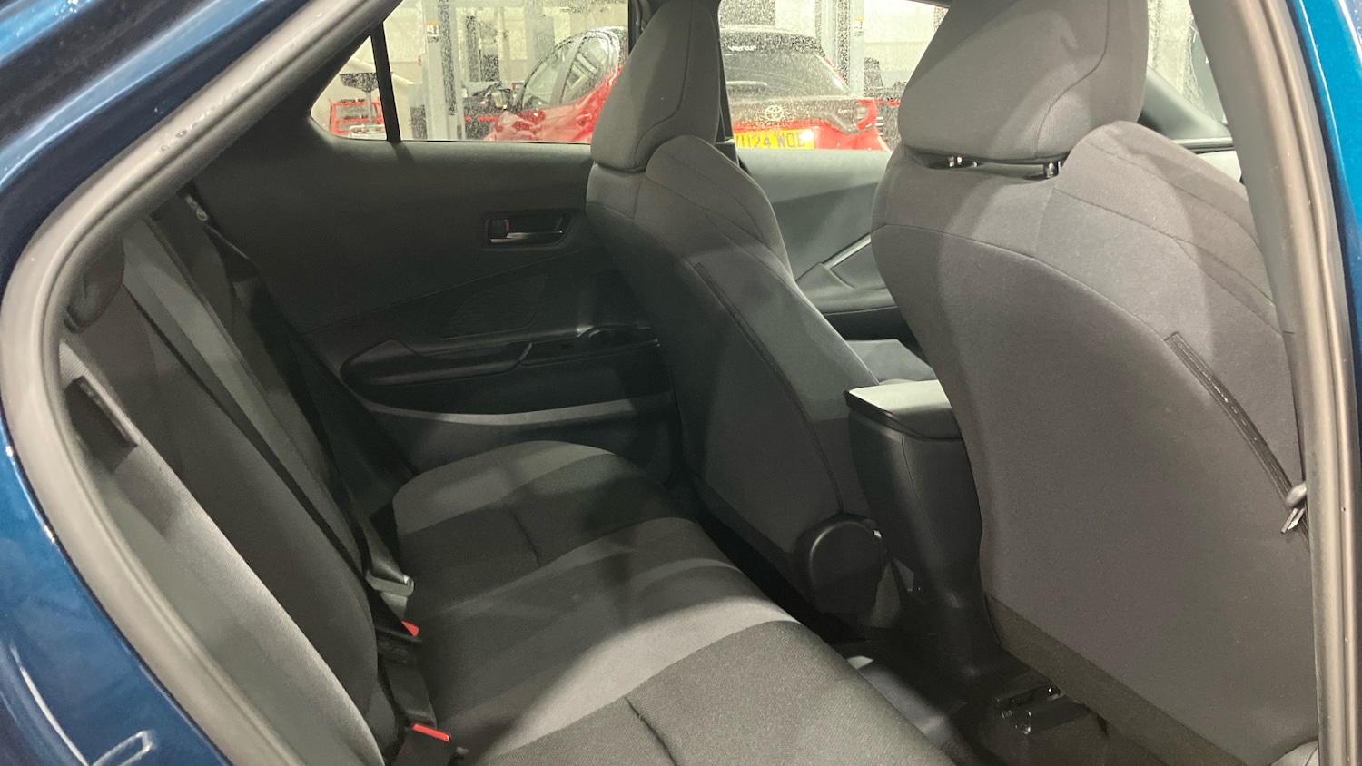 Used Toyota C-HR 2024 for sale - 77069256: Photo 12