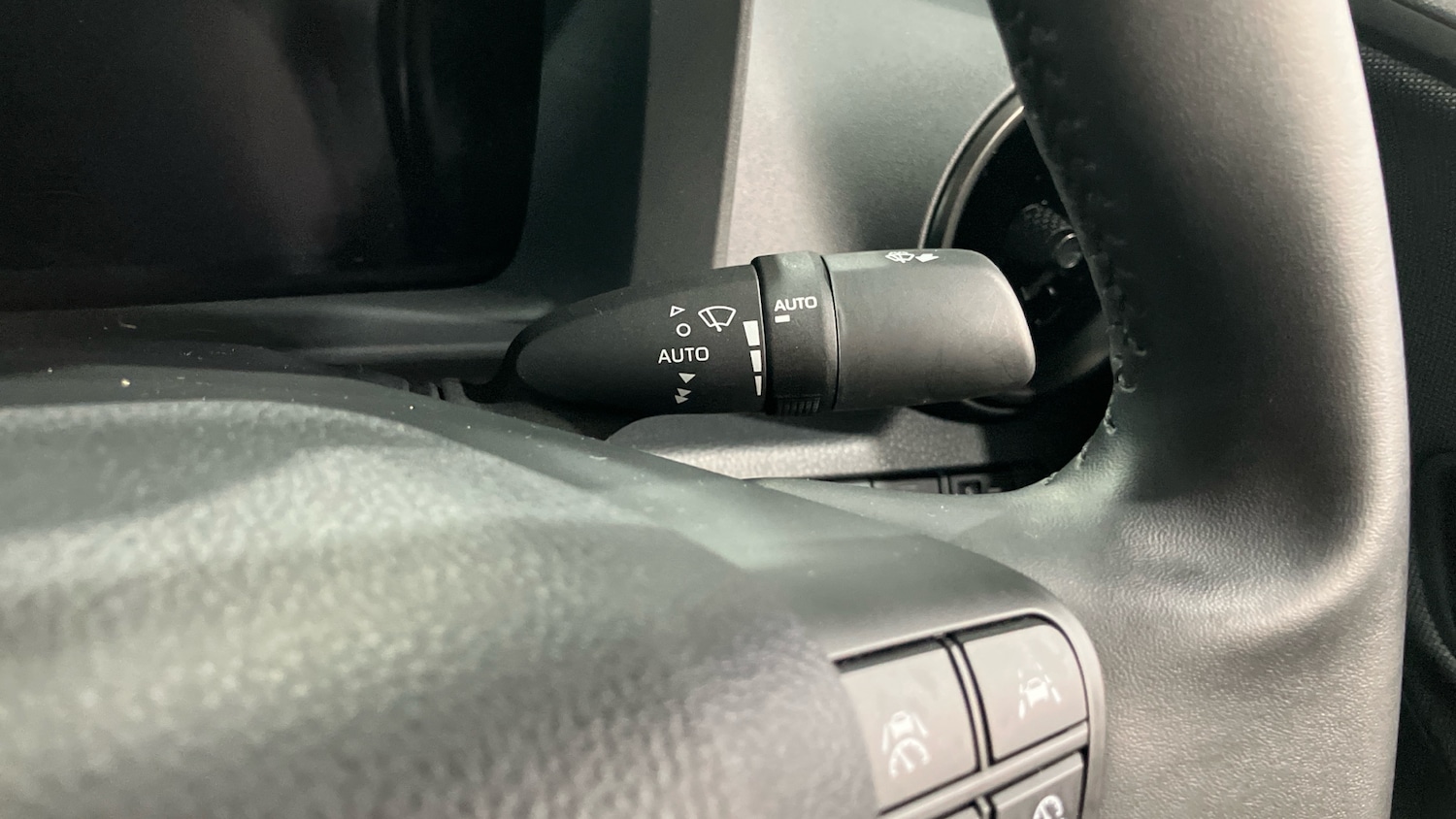 Used Toyota C-HR 2024 for sale - 77069256: Photo 30