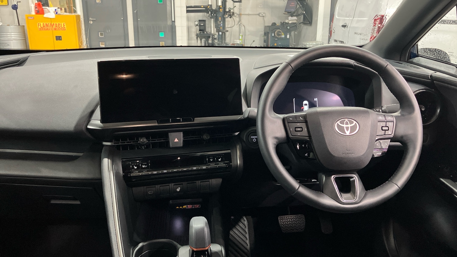 Used Toyota C-HR 2024 for sale - 77069256: Photo 5