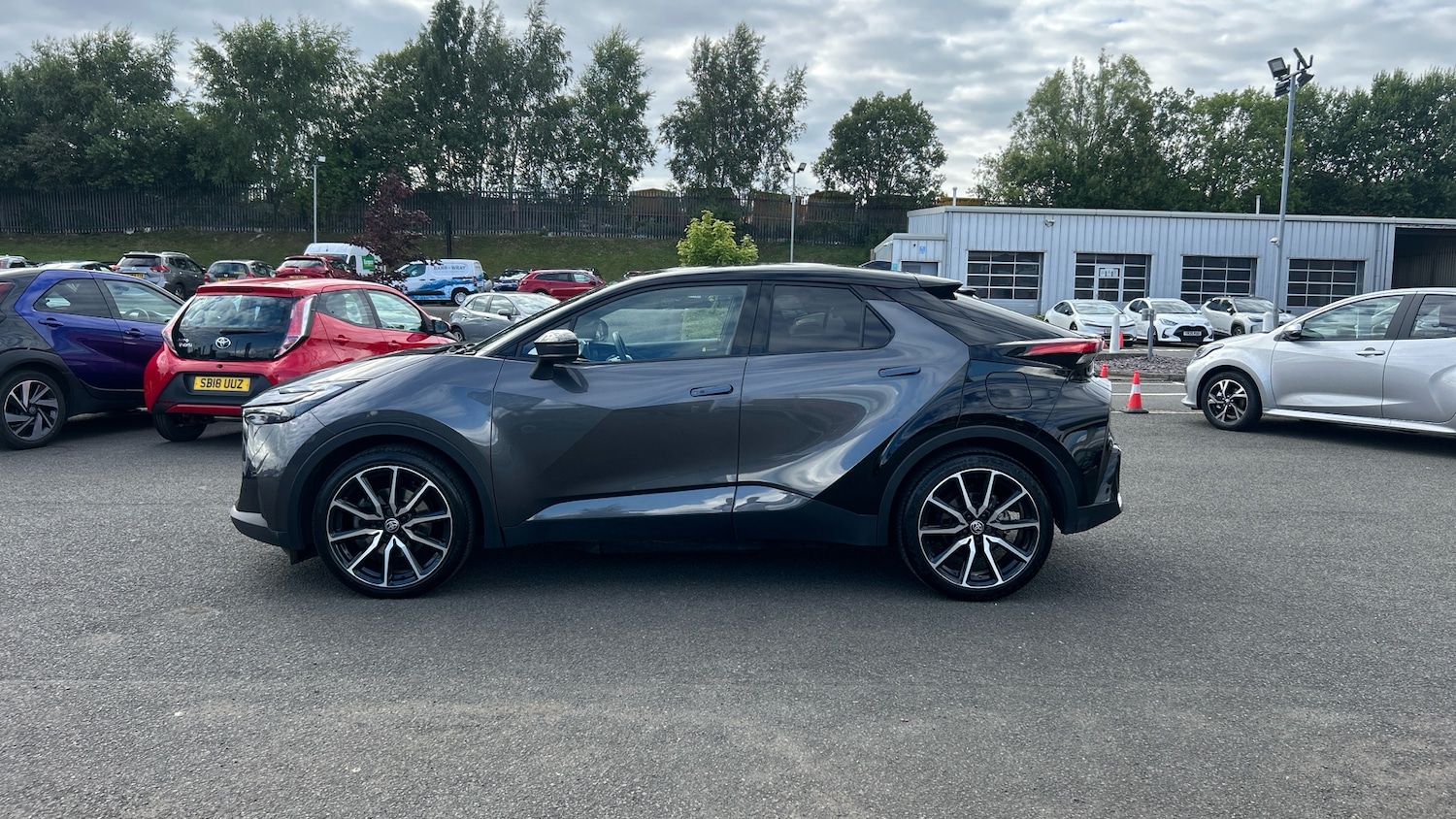 Used Toyota C-HR 2025 for sale - 76473956: Photo 17