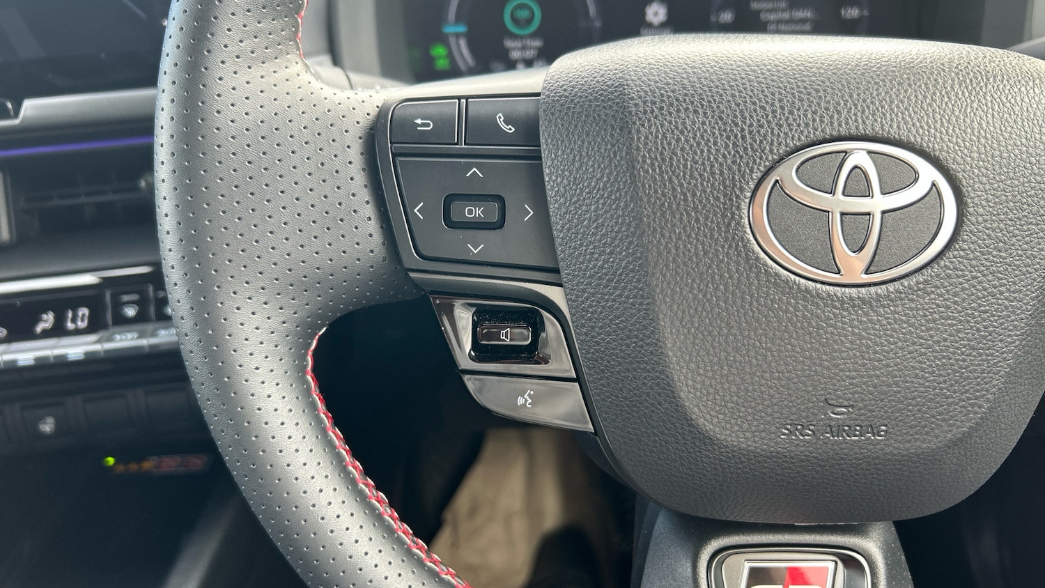 Used Toyota C-HR 2025 for sale - 76473956: Photo 32